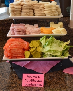 Mickey Mouse Clubhouse Sandwich bar