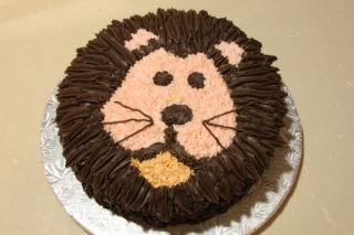 lion head cake by sara